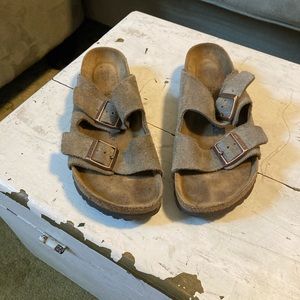 Like new Birkenstock’s